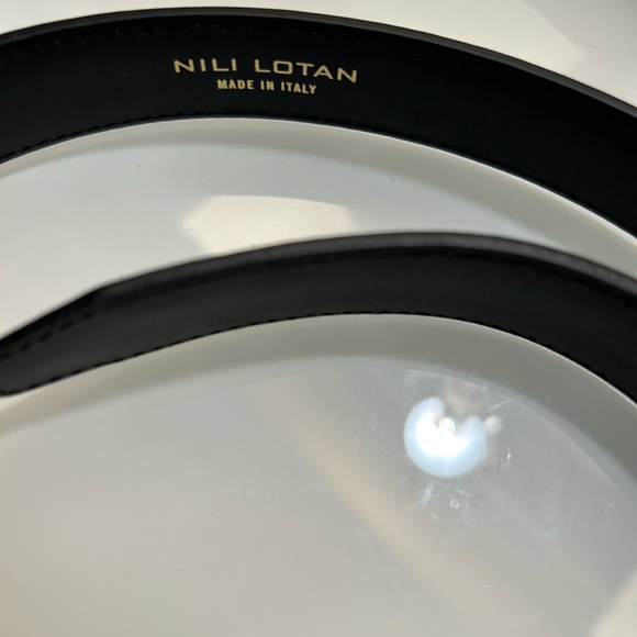 Nili Lotan - LOUISE BELT FLAT CALFSKIN Black Leather Belt w Gold Hardware - Picture 6 of 8